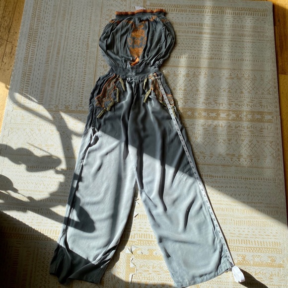 Romper - Picture 2 of 4